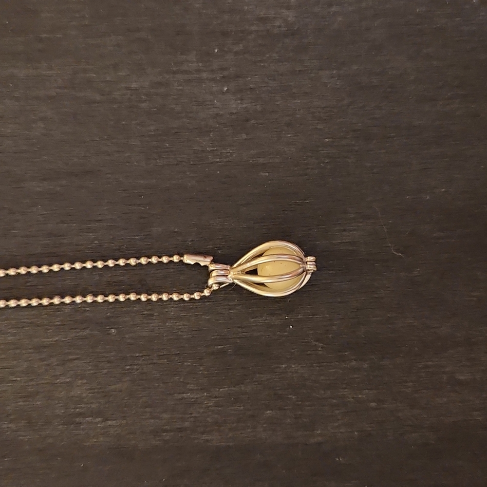 Teardrop Glow-in-the-Dark necklace